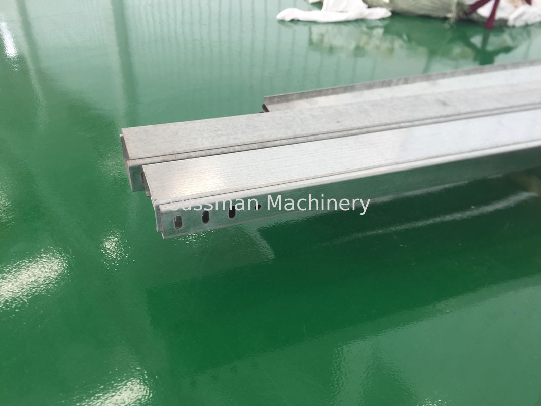 ISO Certification Cable Tray Roll Forming Machine 20 Roller Stations Chain Dirve