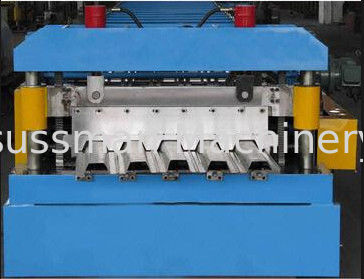 PLC Touch Screen Control Deck Floor Panel Roller Making Machine 28 Forming Stations