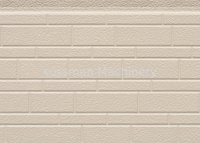 38 Kg / M3 Embossed Exterior PU Sandwich Wall Panel Thermal Insulation 380mm