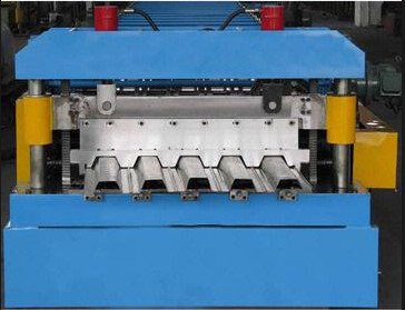380 V 50 Hz Auto Roll Forming Line , Floor Plate Rolling Form Machine