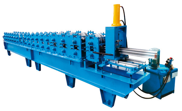 12 Stations Fly Saw Cutting Shutter Door Roll Forming Machine Shutter Door Edge Covering