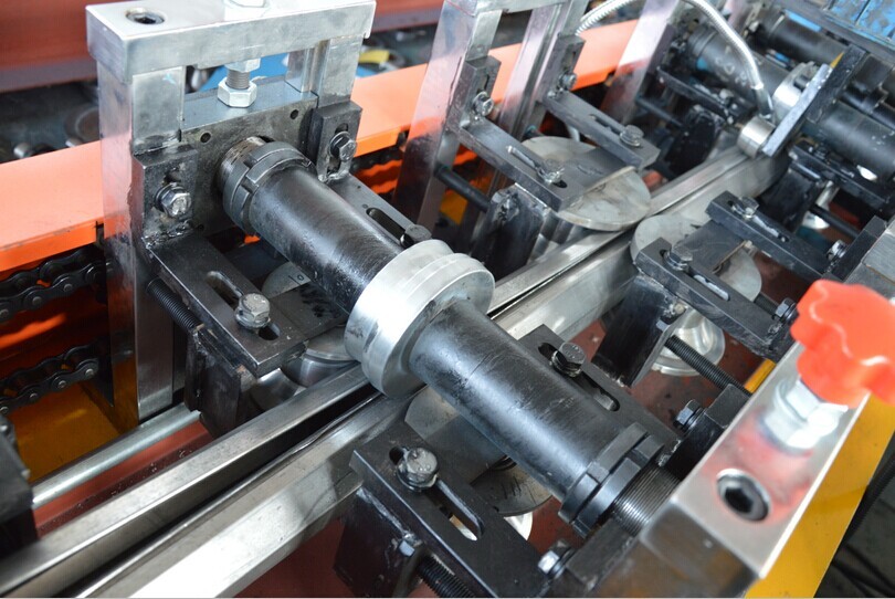 High Speed Roller Shutter Door Roll Forming Machine 60mm Steel Octagon Shaft Pipe for Shutters