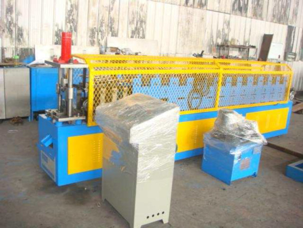Galvanized steel automatic C type purlin roll forming machine width adjustable 0.5 to 3mm