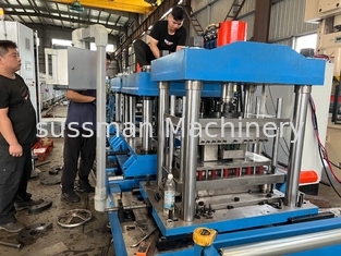 PLC Siemens 20 Stations Thickness 1-2mm Adjustable Steel Auto car beam Cold Roll Forming Equipment