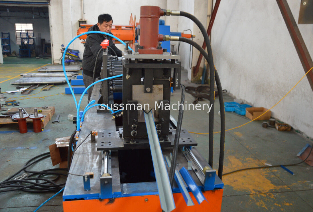 Chain driving system  Zed Z purling roller making machine 18 roller stations cold steel