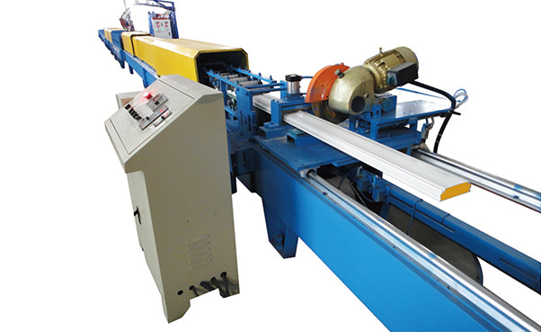 42mm Cutting Power 4KW PU Foam Rolling Shutter Door Forming Machine With Material Thickness 0.7-1.0mm