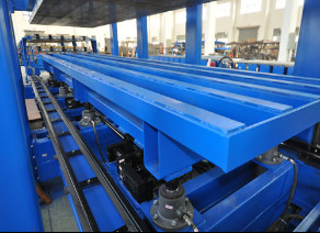 1000mm Coil Sheet 5.5Kw Ceiling PU Sandwich Panel Production Line 1.0 Inch Chain